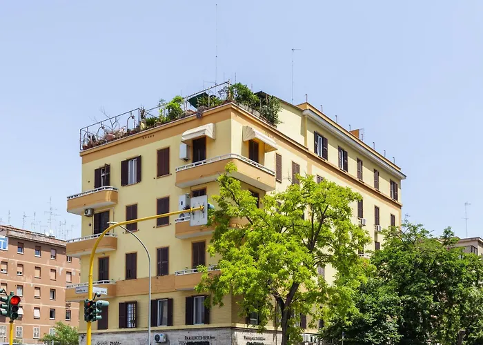 Hostly-the Happya Lodge-by San Giovanni Laterano *